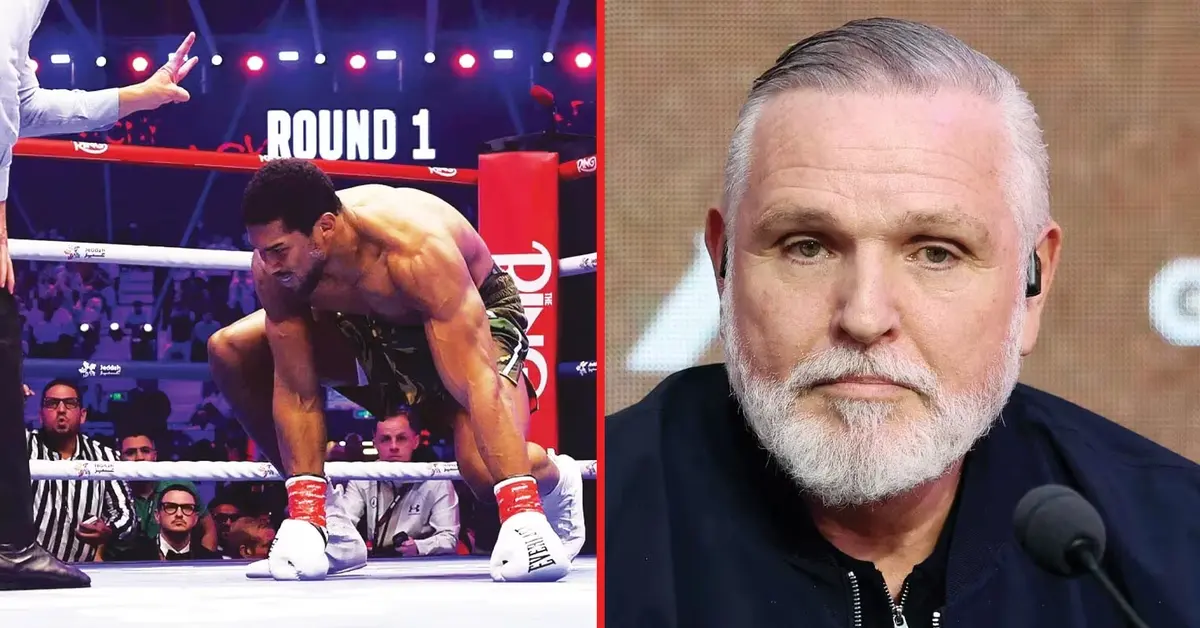Anthony Joshua on one knee in round one against Daniel Dubois beside Peter Fury
